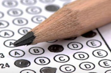 NOMEIA FRANCIELE ALVES SARAIVA PARA O CARGO DE CONTADORA DA CÂMARA MUNICIPAL DE VEREADORES DE BOA VISTA DO CADEADO E DÁ OUTRAS PROVIDÊNCIAS.