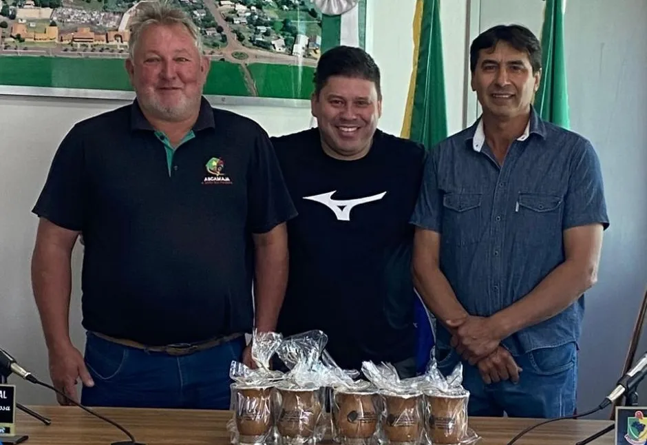 VISITA DO VICE - PRESIDENTE DA ASCAMAJA DIOGO RAFAEL